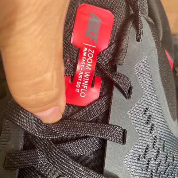 Nike Zoom Winflo 6 'University Red' - Picture 5 of 15